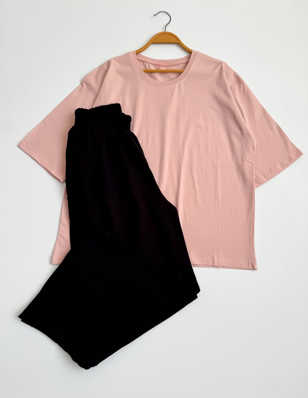 Oversized Comfort Mode | Pink & Black