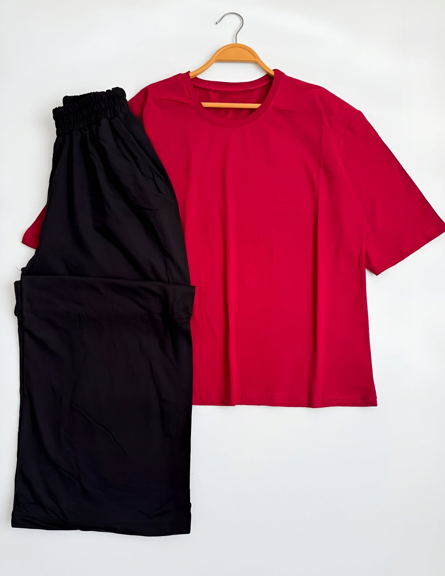 Oversized Comfort Mode | Red & Black